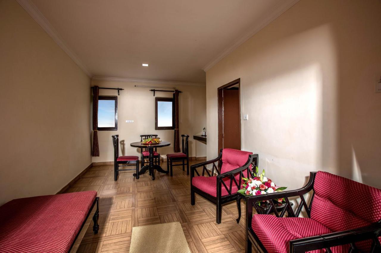 Hotel Lakeview Ooty Ngoại thất bức ảnh