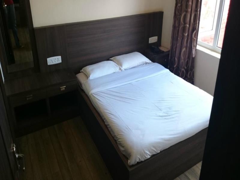Hotel Lakeview Ooty Ngoại thất bức ảnh